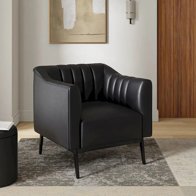Chaise industrielle en cuir avec capitonnage en canal et pieds en métal