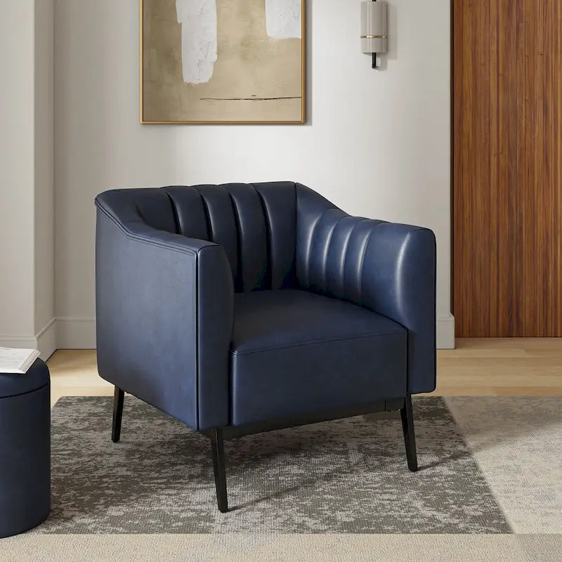 Chaise industrielle en cuir avec capitonnage en canal et pieds en métal