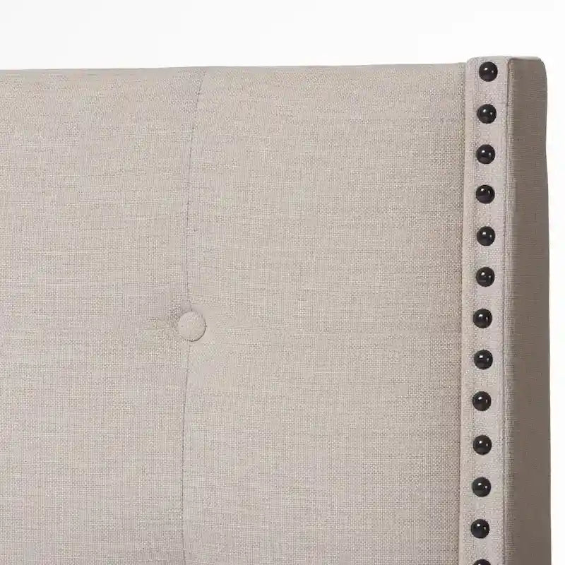 Lit contemporain tapissé de tissu