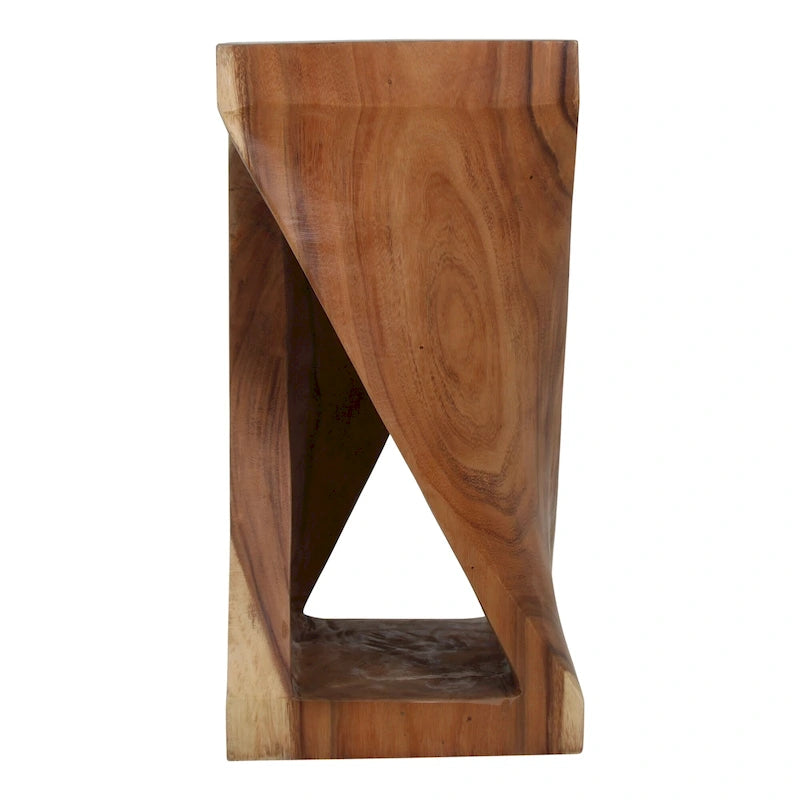 Table d'appoint sculptée en bois naturel par
